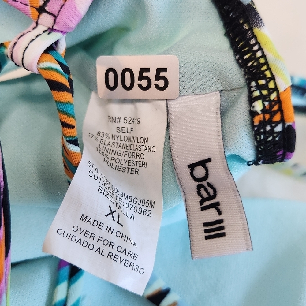SOLD!!!!bar III Womens 1 Piece Colorful Geometric Swimsuit XL NWOT Resort. Beach - Picture 9 of 9
